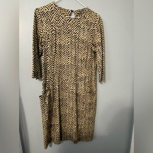 J. McLaughlin Size M